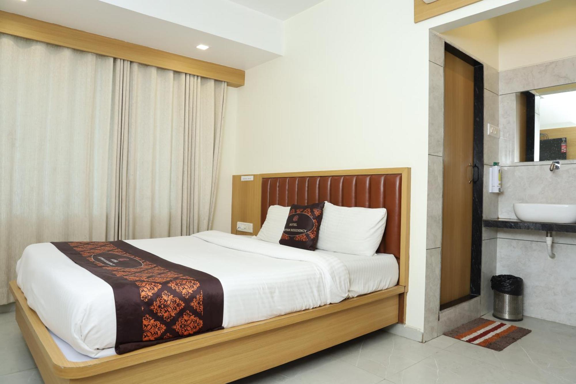 Hotel Satyam Residency Navi Mumbai Kültér fotó