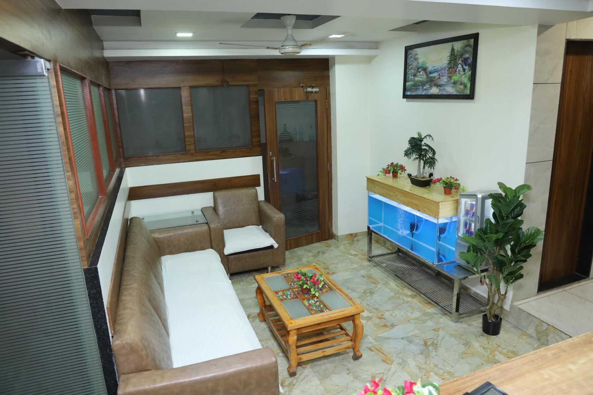 Hotel Satyam Residency Navi Mumbai Kültér fotó